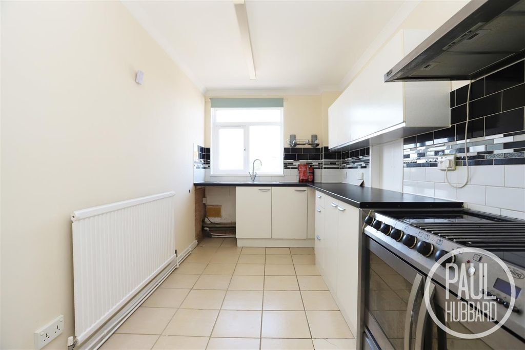 Property photo 3 of 15 Img_4220.Jpg