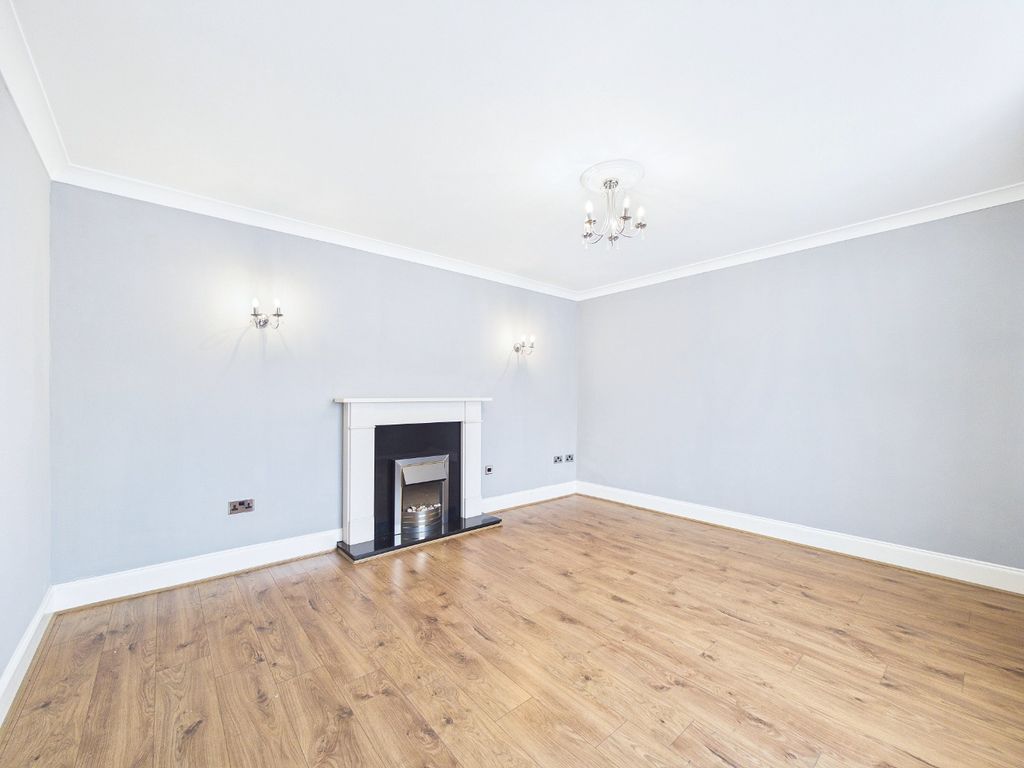 Property photo 3 of 21 5425466