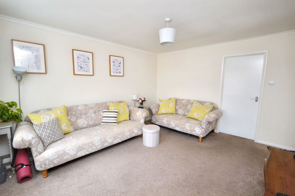 Property photo 2 of 14 Photo 6