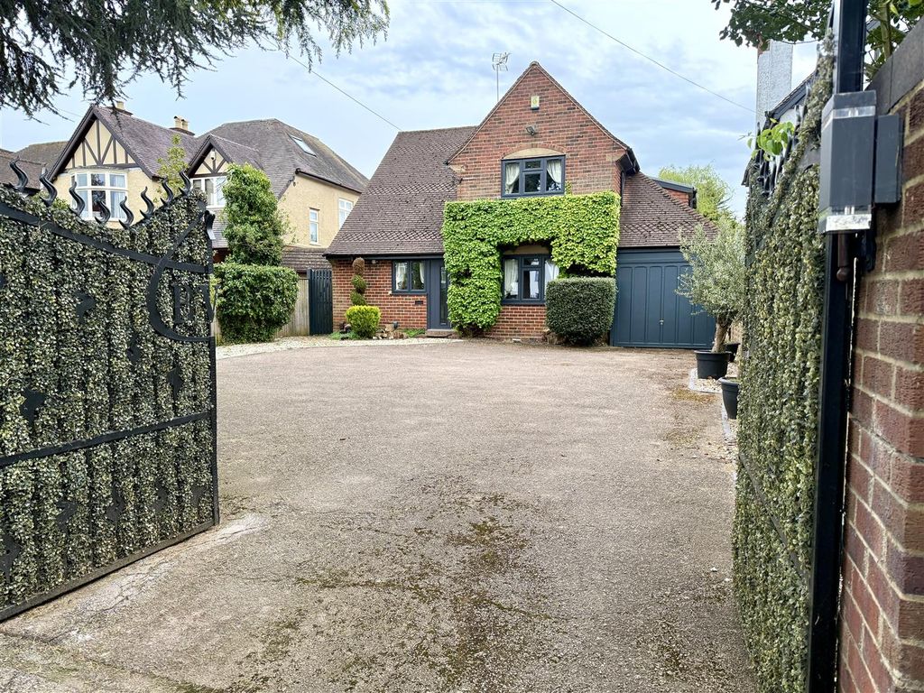 Property photo 1 of 29