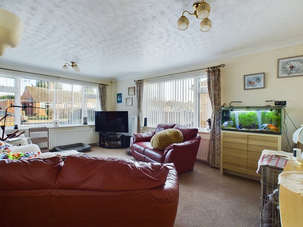 Property photo 3 of 24