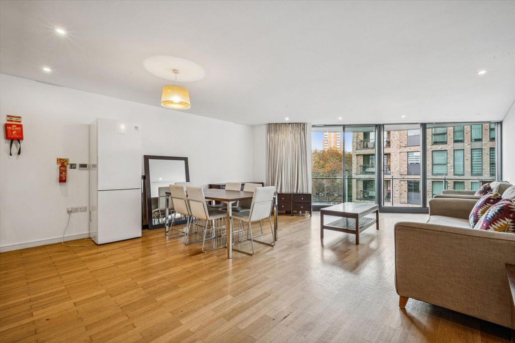 Property photo 1 of 16 Image