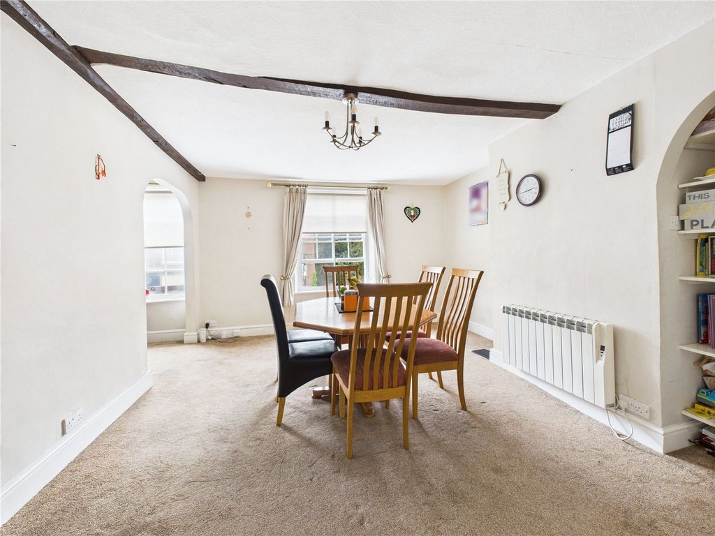 Property photo 3 of 11 Picture No. 06