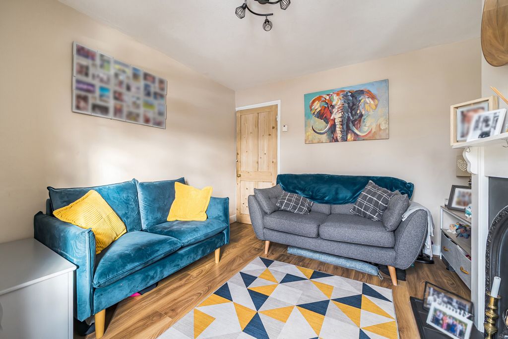 Property photo 1 of 18 1403457-2-697373d...