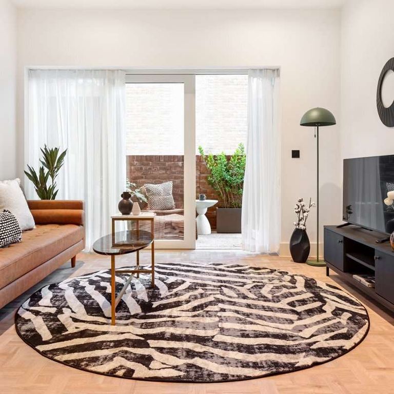 Property photo 3 of 9