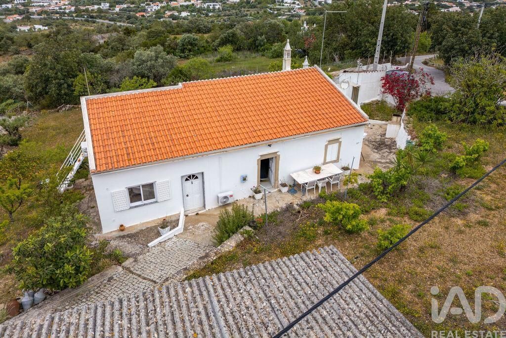 Property photo 1 of 40