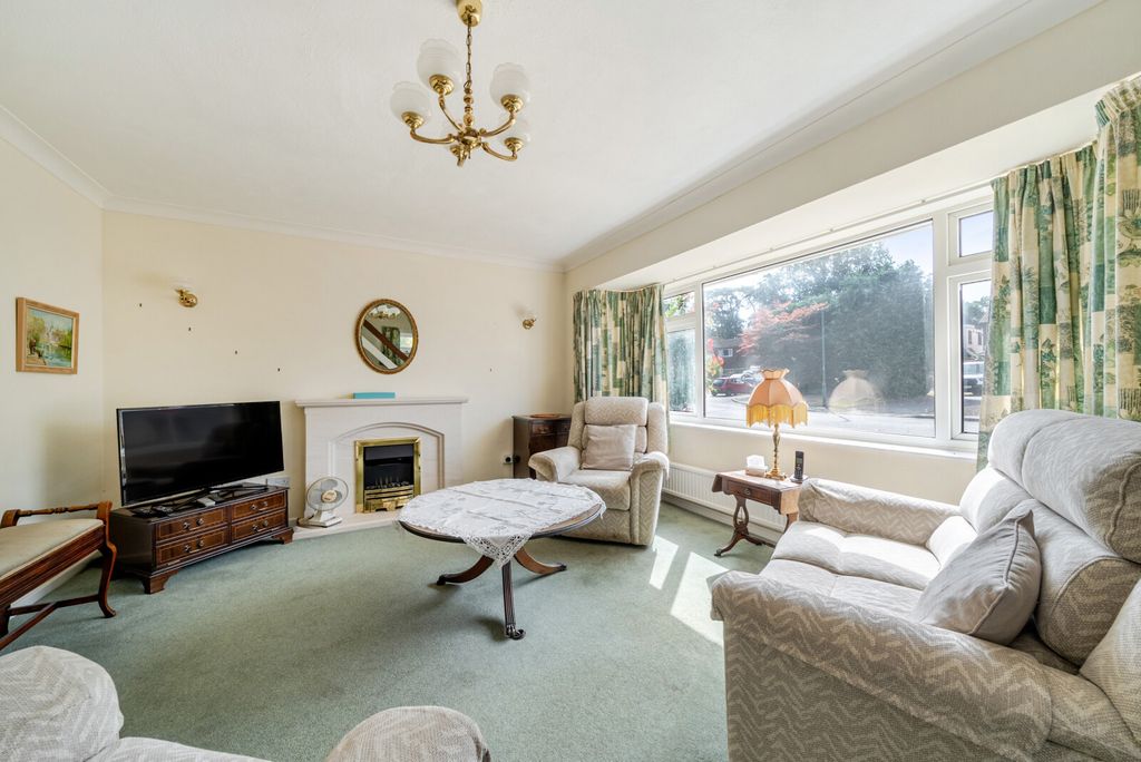 Property photo 3 of 20 1496258-10-6A5Dec...