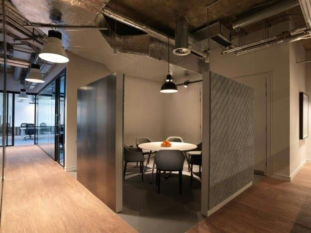 Property photo 3 of 6 3. Meeting Room.Jpg