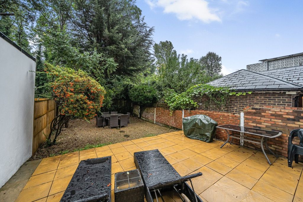 Property photo 2 of 6 Picture No. 04