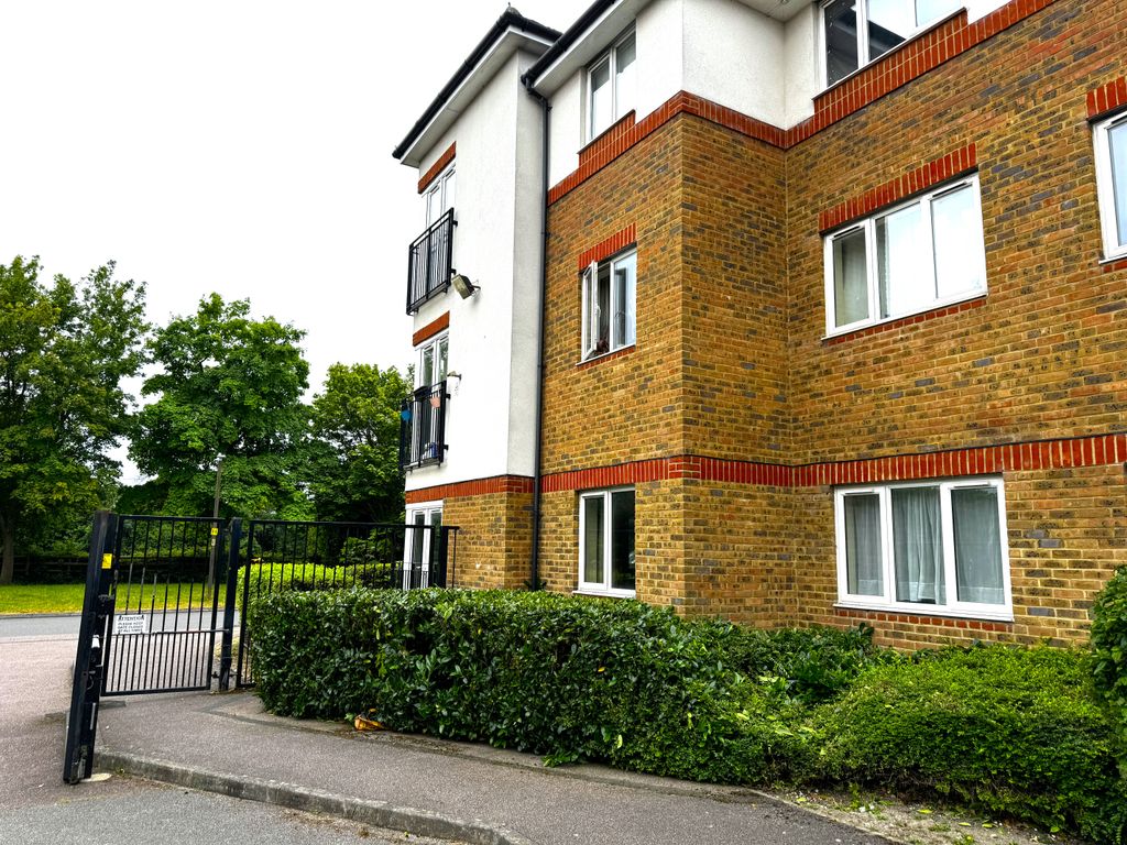Property photo 1 of 7 Front