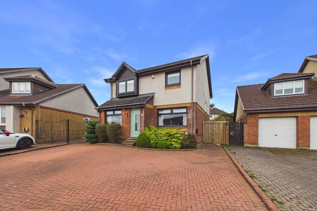 Property photo 1 of 33