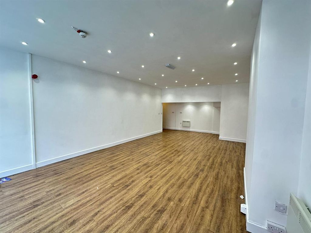 Property photo 2 of 10 Whatsapp Image 2026-02-17 At 3.00.16 Pm (4).Jpeg