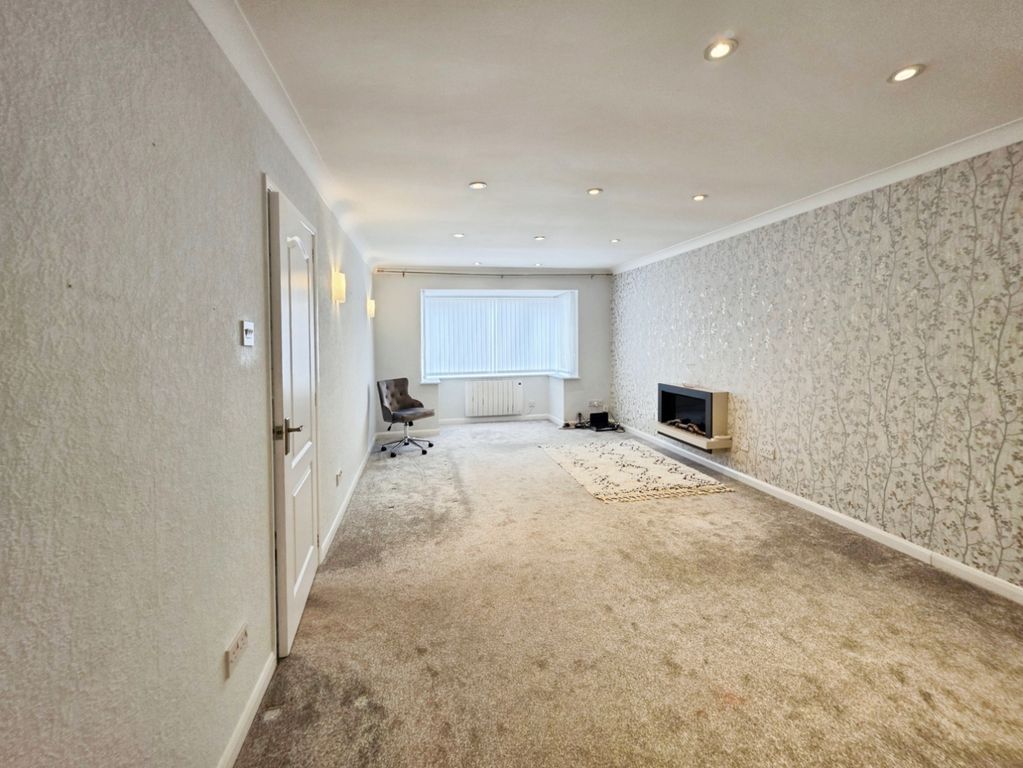 Property photo 3 of 22 Pbox-Img.Jpg