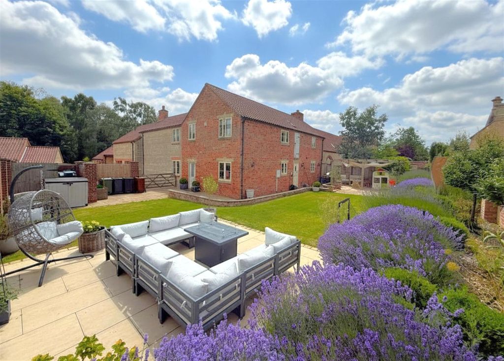 Property photo 1 of 24 External..Png