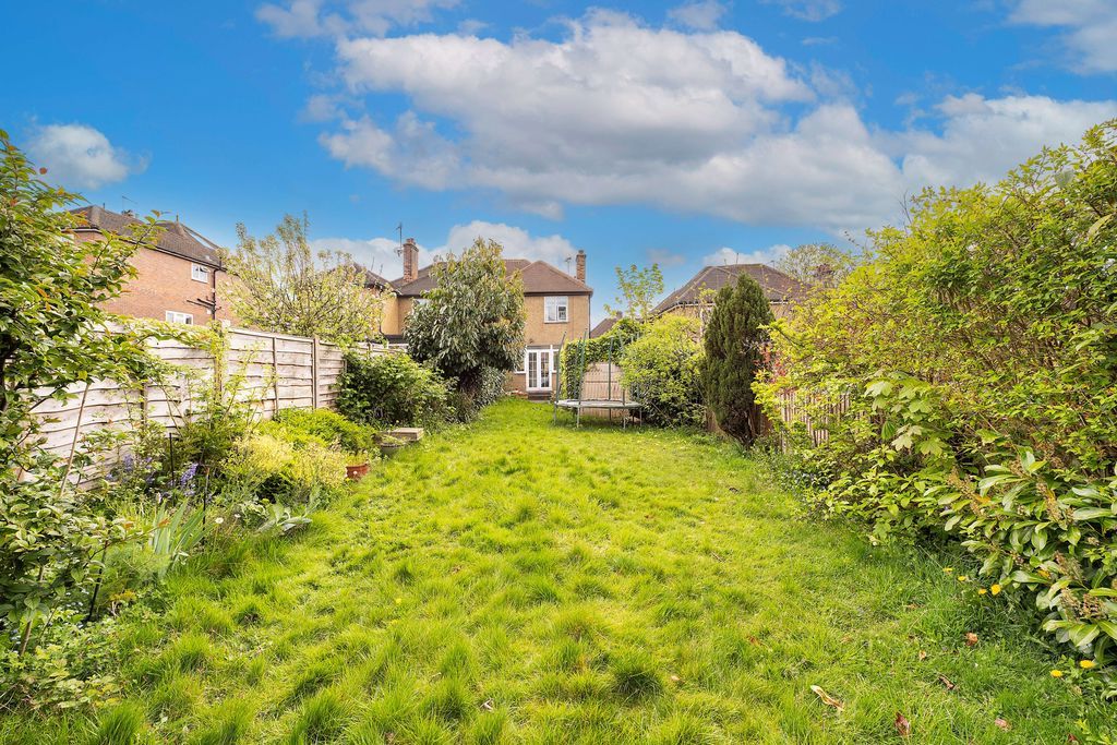 Property photo 2 of 19 Photo 17