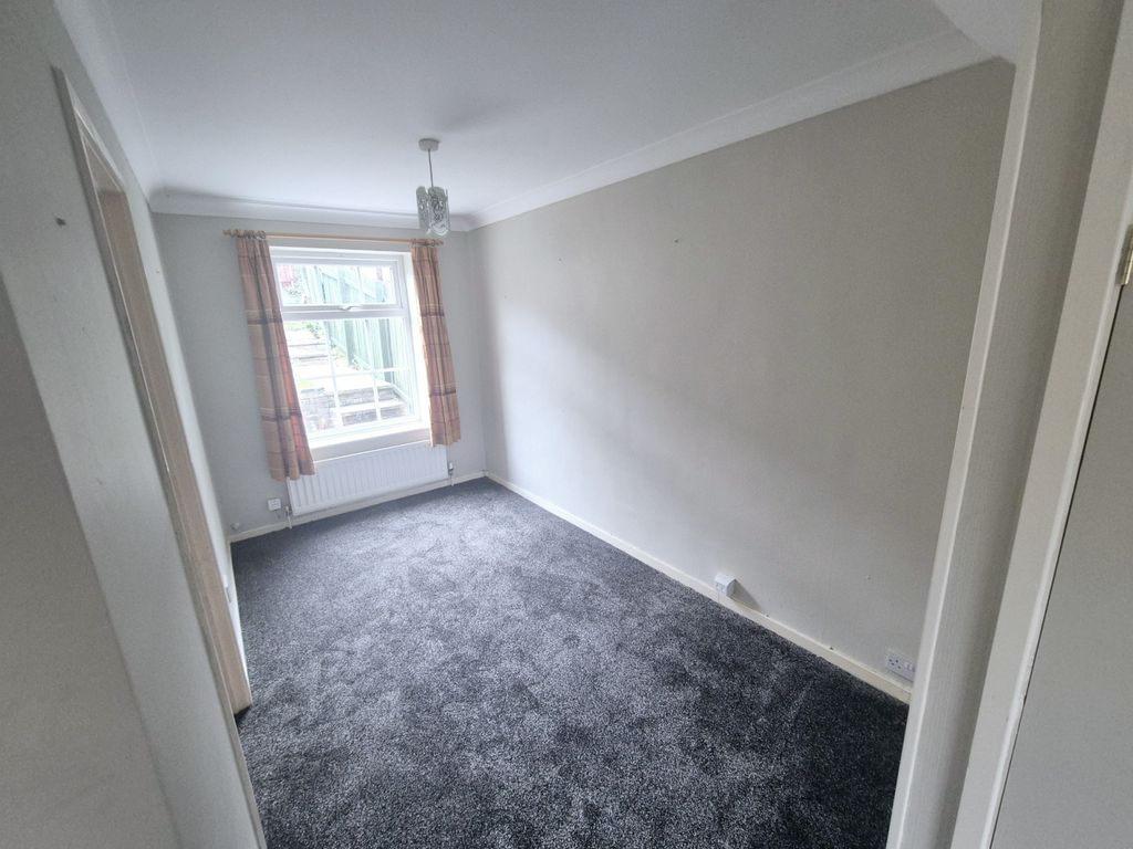 Property photo 3 of 10 Gallery