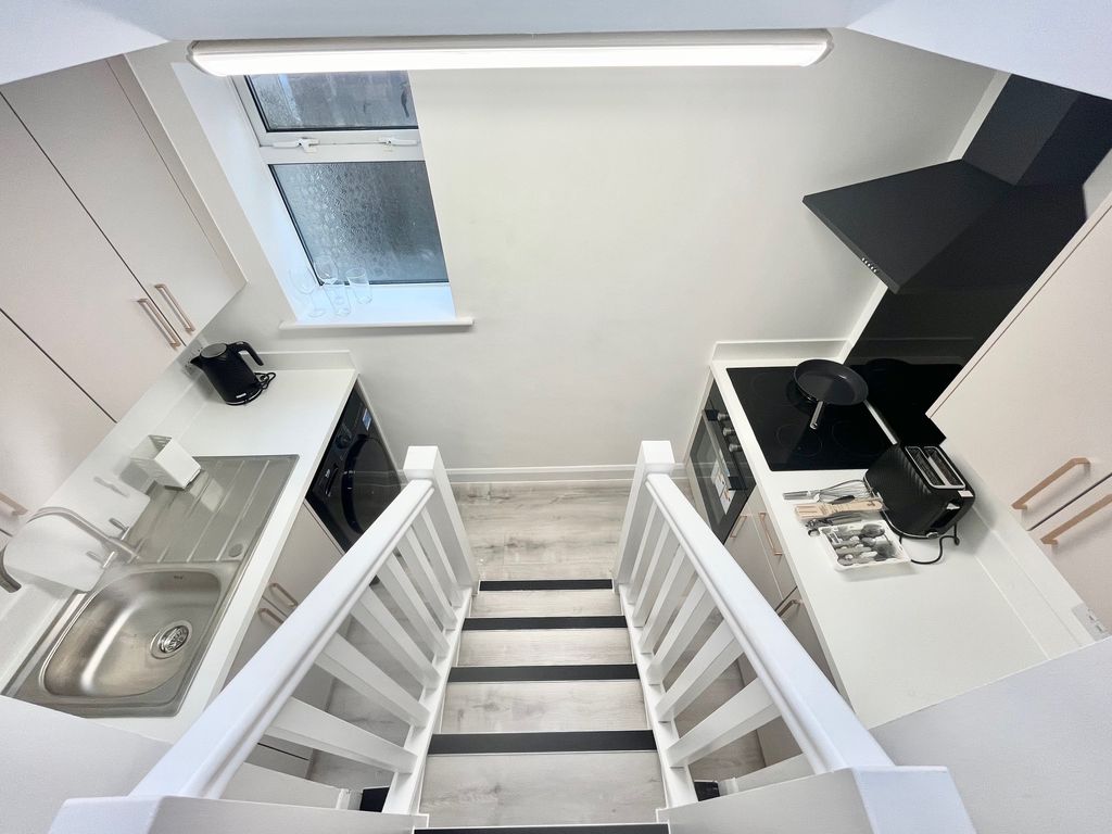 Property photo 3 of 3 Kitchen