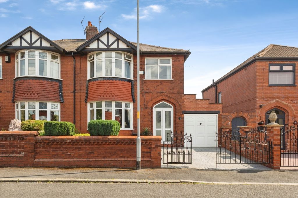 Property photo 1 of 27 Pbox-Img.Jpg