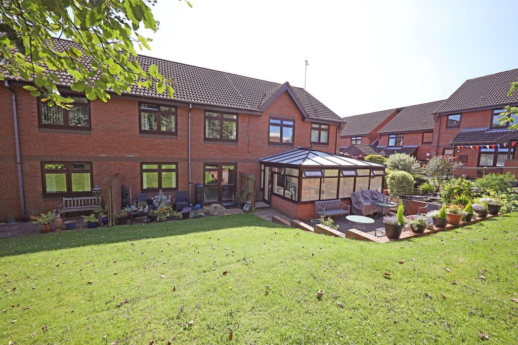 Property photo 1 of 10