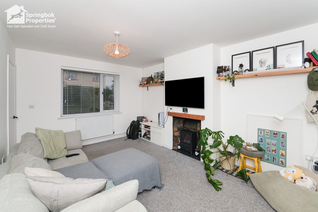 Property photo 2 of 12 Image 2