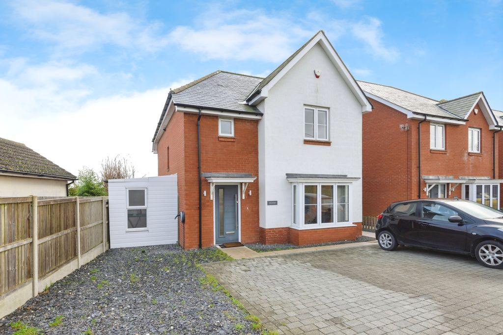 Property photo 1 of 15
