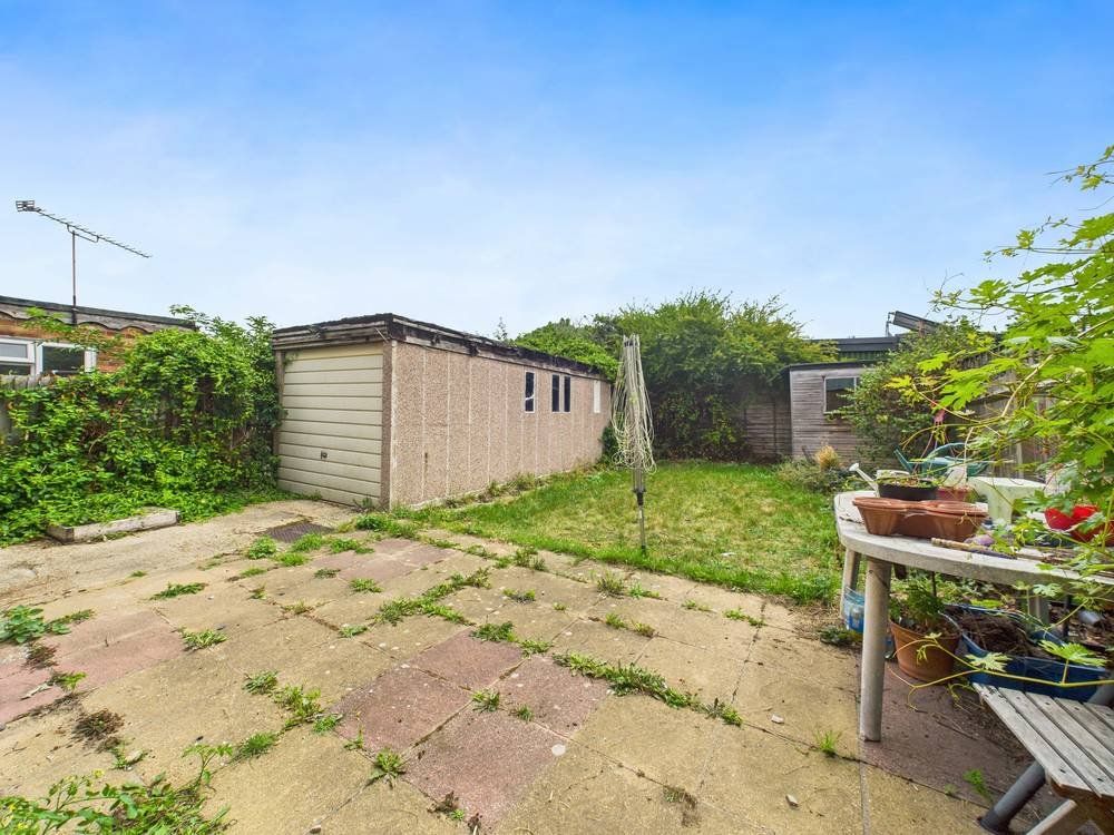Property photo 3 of 15 Picture No. 16