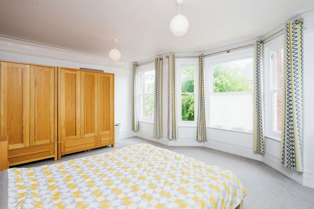 Property photo 3 of 20 Photo #3