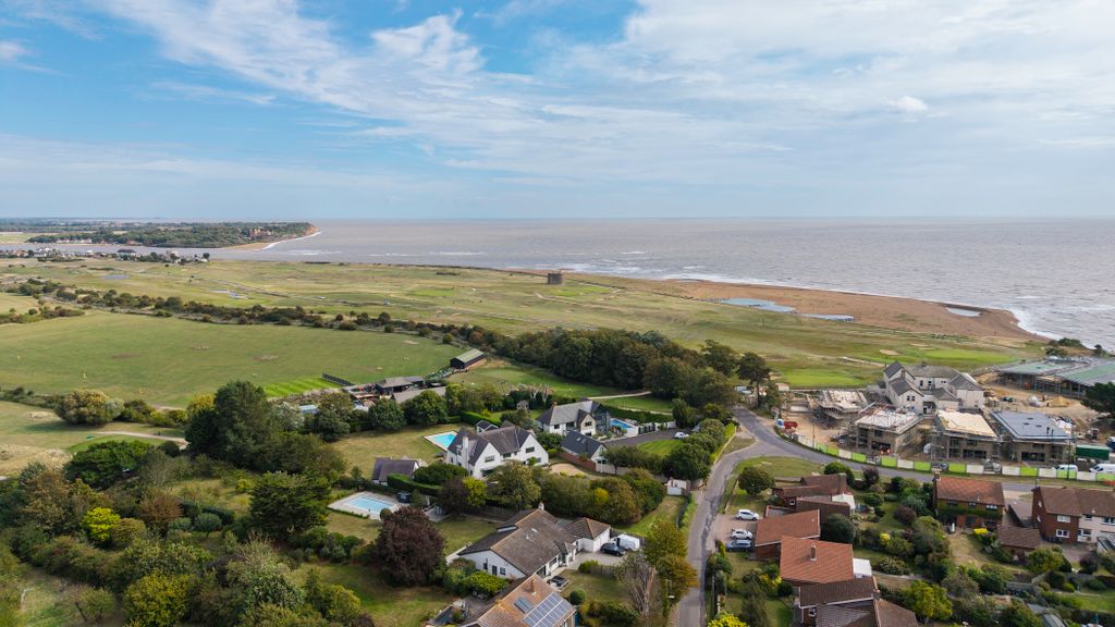 Property photo 3 of 25 Dji_20250910110920_0095_D-Edit