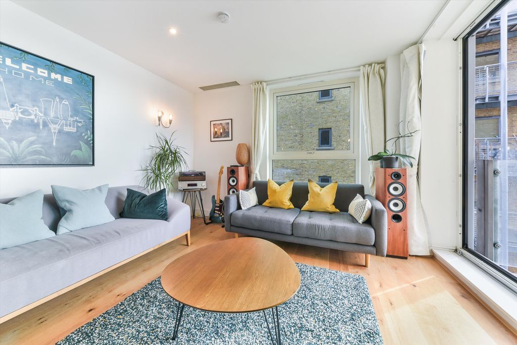 Property photo 3 of 10 Image