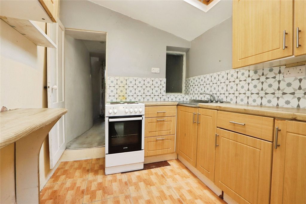Property photo 3 of 9 Picture No. 01