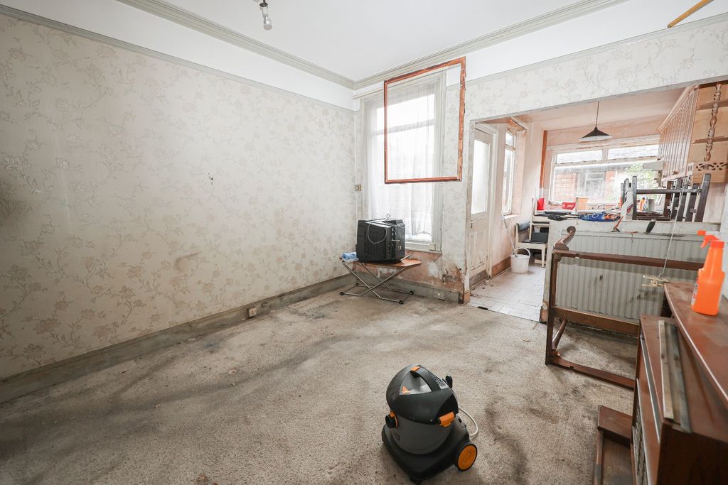 Property photo 3 of 10 4267835
