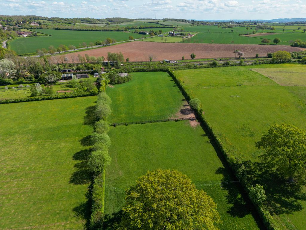 Property photo 2 of 24 Image