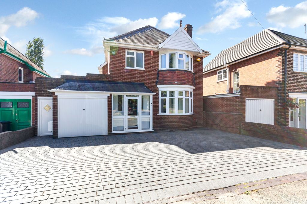 Property photo 1 of 24