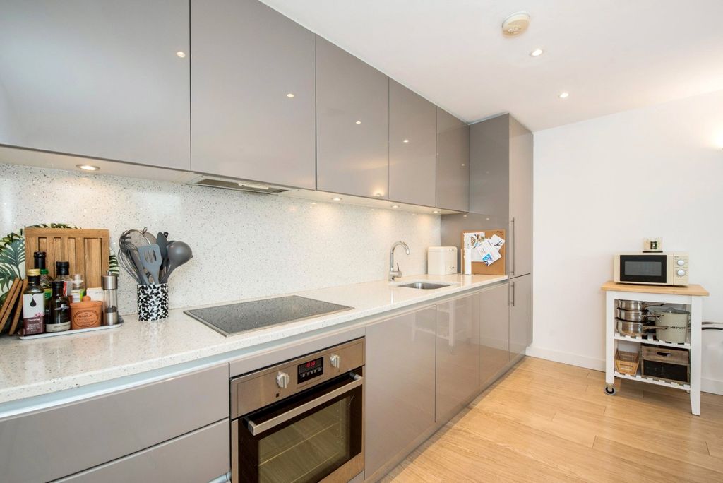 Property photo 2 of 10 Picture No. 08