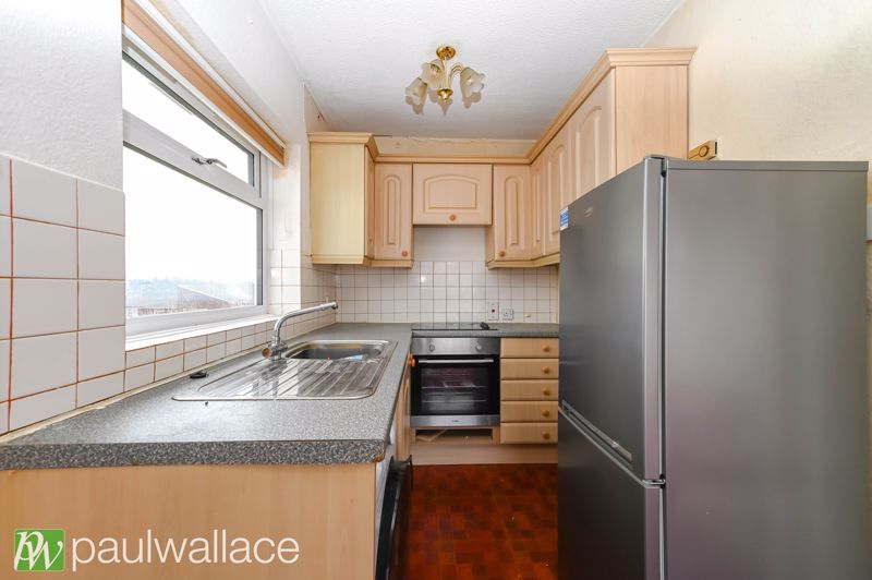Property photo 3 of 7 Kitchen