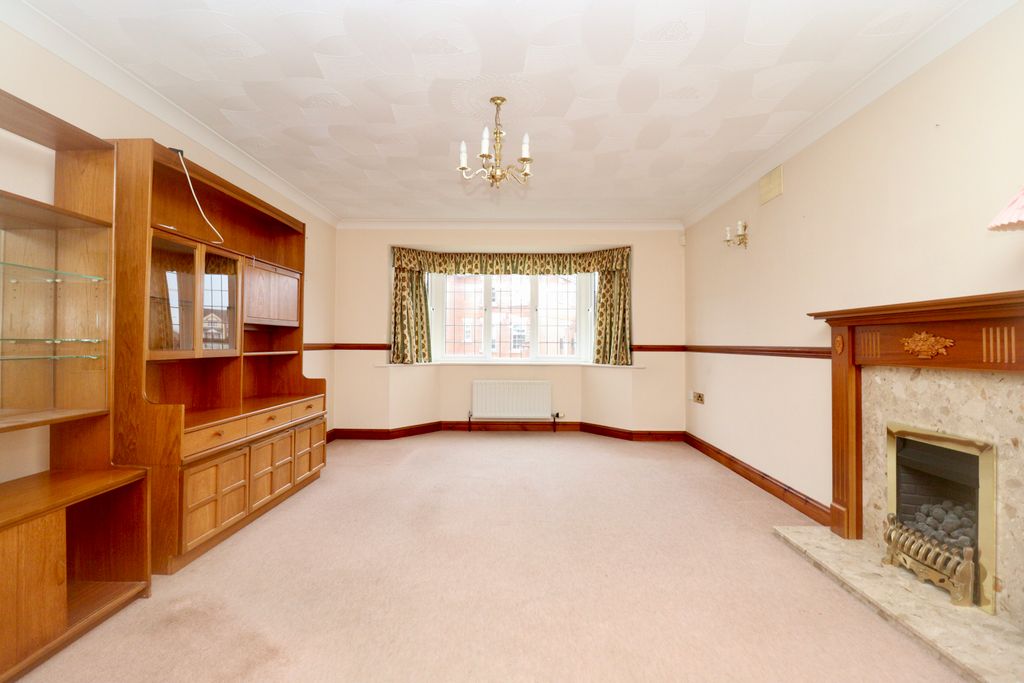 Property photo 3 of 11 Img_5921
