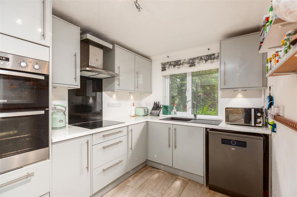 Property photo 2 of 23 Cz0A2555-Edit.Jpg