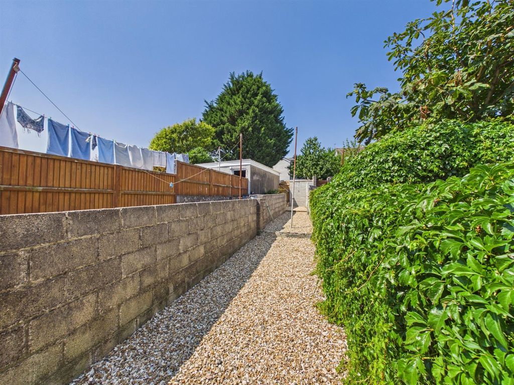 Property photo 2 of 14 Cam04045G0-Pr0114-Still013.Jpg