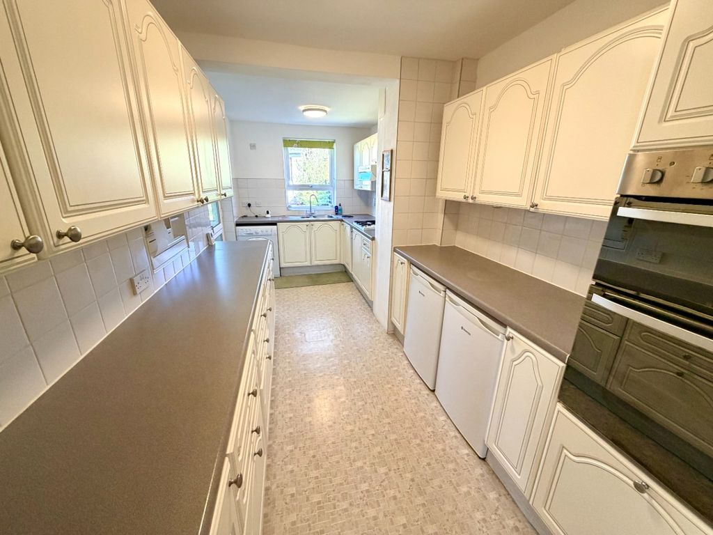 Property photo 3 of 17 5061555