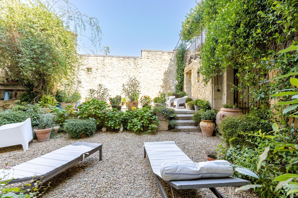 Property photo 3 of 27 Image