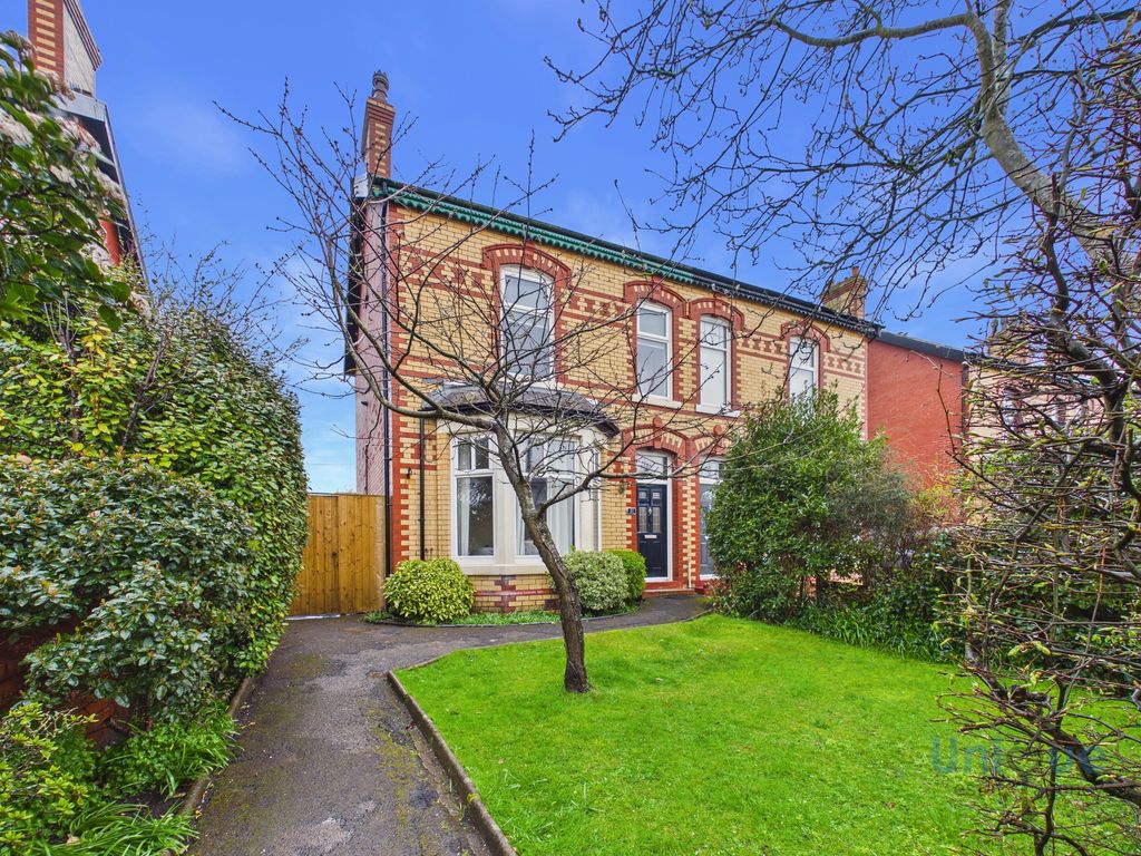 Property photo 1 of 27