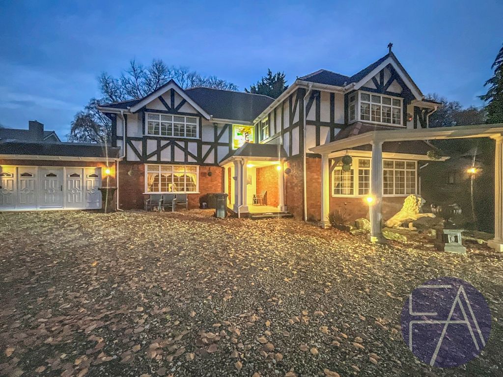 Property photo 1 of 33 4600770