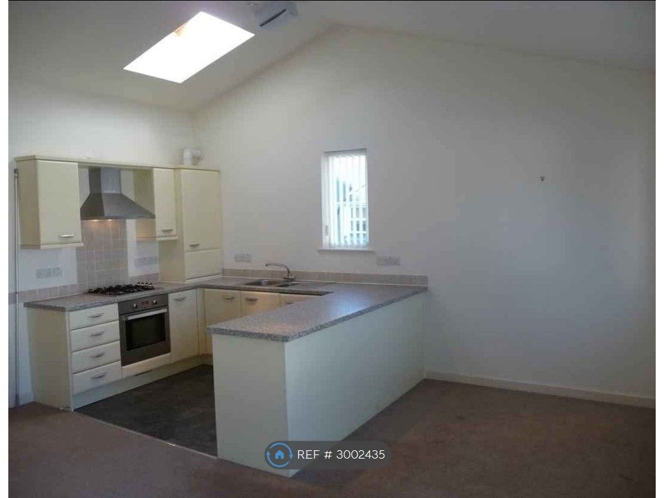 Property photo 3 of 13 Kitchen/Diner