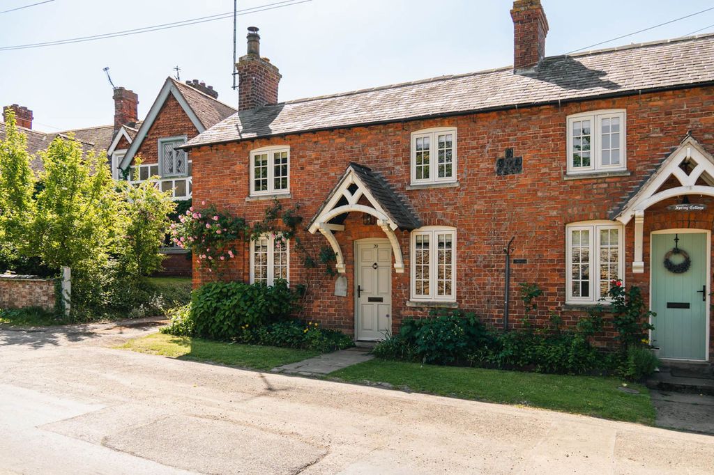 Property photo 1 of 36