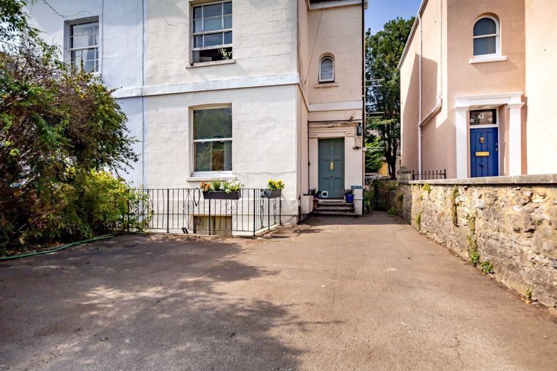 Property photo 1 of 12 External