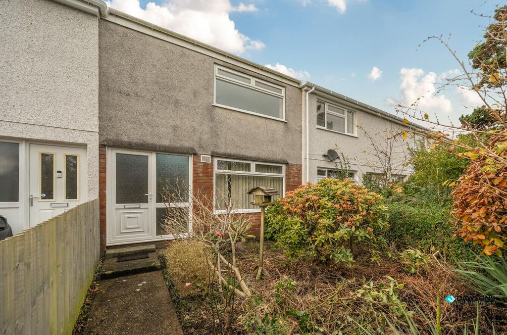 Property photo 1 of 23 F5Bc6A8d-F07A-4Aad-B0Fe-4Bdb5De15325.Jpg