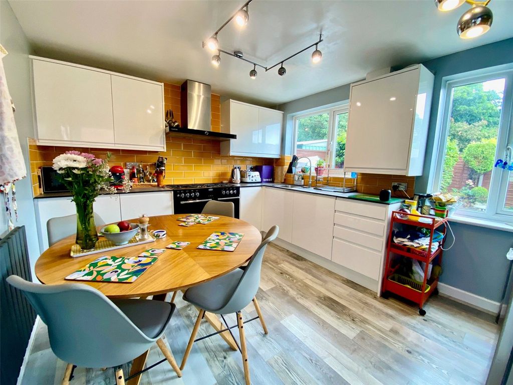 Property photo 3 of 17 Picture No. 06