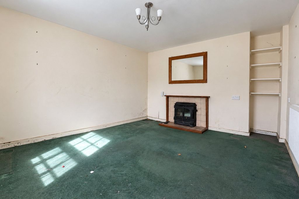 Property photo 2 of 12 Picture No. 02