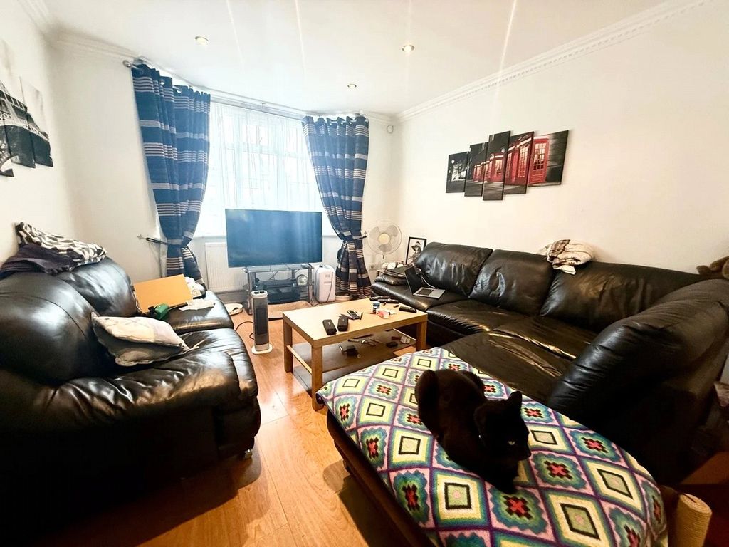 Property photo 2 of 9 Picture No. 06