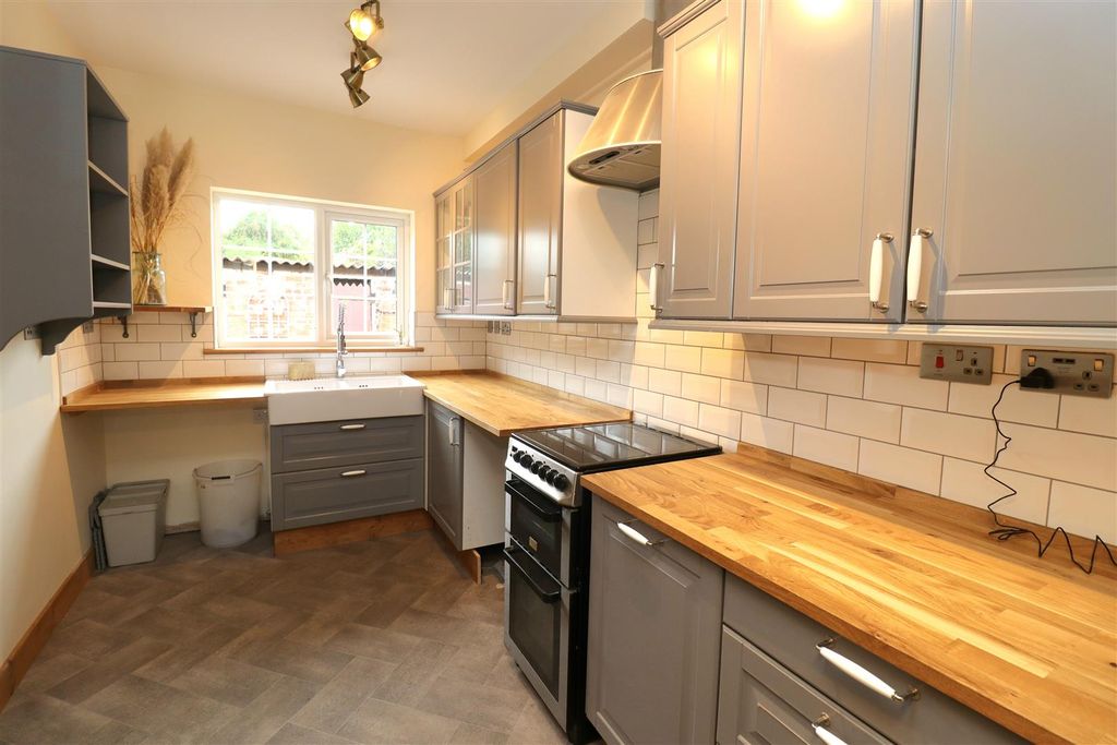 Property photo 3 of 11 Img_1511.Jpg
